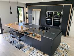 Simple images of different icons in black and white. Discover The Most Popular Black Kitchens Cosentino