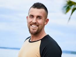 Deal or No Deal Island: Dawson Addis safe, Miranda Harrison eliminated