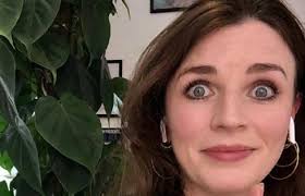 People have woken up to worse. 10 Things You Didn T Know About Aisling Bea