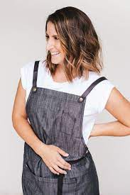 Our Henry Charcoal Is A Favourite For Its Textured Dark Grey Linen Look Fabric Beautebyjanita Pairs This Piece Perfect Apron Womens Aprons Dark Gray Linen