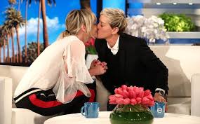 How Ellen Degeneres Changed Daytime Tv Without Letting It Change Her Ellen Degeneres And Portia Ellen And Portia Wedding Portia De Rossi