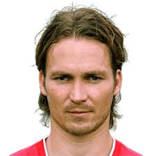 Dennis Weiland » Record by referee Jürgen Aust