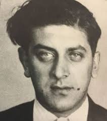 Raymond Bernstein's Instagram, Twitter & Facebook