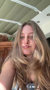 Emily Kirschner (@emily_kirschner)