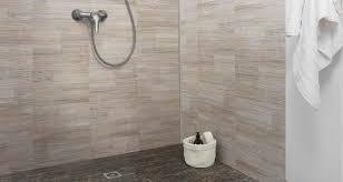 Les idées créatives en ce qui concerne le décor dans la salle de bains, sont déjà innombrables. Quel Marche Pour Les Panneaux D Habillage De Douche