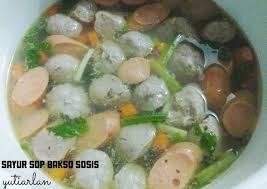 Resep Sayur Sop Bakso Sosis Oleh Yutiarlan Cookpad Sayur sop is an indonesian vegetable soup prepared from vegetables in chicken or beef broth. resep sayur sop bakso sosis oleh