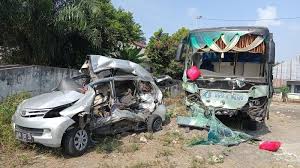 Ada perusahaan yang sedang membuka kesempatan lowongan kerja sopir,bus pariwisata, sopir, sopir b1, customer service representative dan banyak lagi melalui indeed.com. Dirlantas Polda Sumut Beber Penyebab Kecelakaan Maut Avanza Vs Intra Di Pabatu Tebingtinggi Tribun Medan