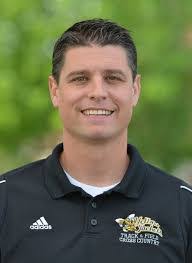 Leo Mayo's Instagram, Twitter & Facebook