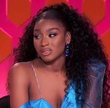 No female is BOLD enough to yell at her BD in front of his new girlfriend  😭