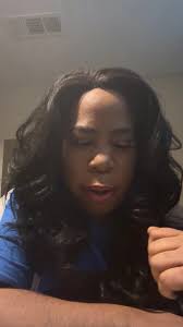 Come unbox with me. Let’s see what Undra Regina McCoy has sent me courtesy  of #rootedbypurpose￼