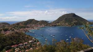Entre 5 h et 19 h, il est possible de sortir, tout en se munissant d'une attestation temporaire de déplacement. Guadeloupe Trois Personnes Disparues Dont Une Fillette Apres La Montee Des Eaux D Une Riviere