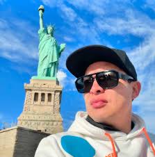 Armando Hernández added a new photo.