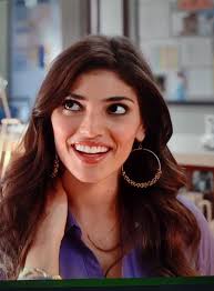 Amanda Setton in Season 1 Episode 8 of the Mindy Project.