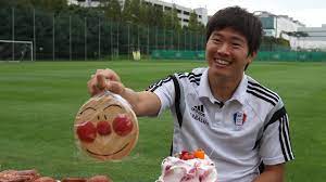 특히 지난달 29일 프랑스 리그앙(1부리그) 아미앵과의 경기에선 2대1 패스를 주고받은 뒤 왼발 논스톱 감아차기슛으로 그림 같은 골을. ìˆ˜ì›ì˜ ê¶Œì°½í›ˆ ë¹µì˜ ì „ì„¤ì´ ì‹œìž'ëœë‹¤ Youtube