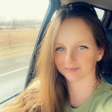 What bay filly options are available in SW Montana?