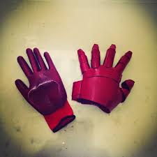 The costume of an iron man is enougha difficult and long undertaking for any needlework. Dali Lomo Iron Man Hand Diy With Cereal Box Pdf Template