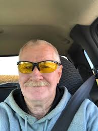 Practicing my guitar 🎸😊😊😂