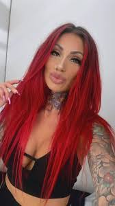 Gina Cano's Instagram, Twitter & Facebook