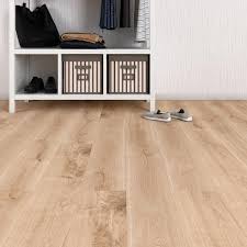 Sol Stratifie Forte Artens Taung2 Ep 7 Mm Stratifie Tapis Noir Et Blanc Et Rideaux Design