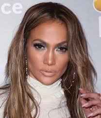 The earthy, rustic hues of olive green, in particular, really amy nadine, the makeup guru to celebrities like lauren conrad and rachel bilson, often uses blush around the eyelids to make them sparkle. What Colour Eyeshadow Suits Green Blue And Brown Eyes Your Perfect Shades Revealed