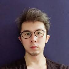 個人意見- Gimbattista Valli(就是Jolin花枝裝的那牌子) 2012秋冬高級訂製服不改其志，推出超大花枝裝。