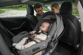When To Take The Newborn Insert Out Of The Car Seat – Go Girl