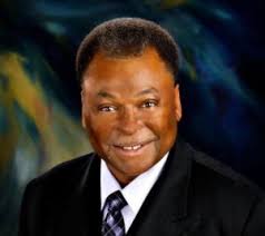 Black and White, political establishments gang up