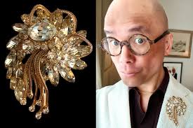 Bonnie Bleu keeping those pearly whites sparkling 😜