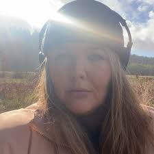 Can someone recommend a good electrician?