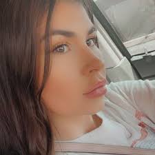 Amanda Lentz (@amandalentz1)