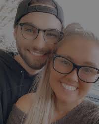 Got the chance to train with the guys down at Rise and Rep Strength in  Louisville a few weeks ago. Fantastic atmosphere, great equipment and even  better people 🤘would absolutely recommend dropping