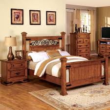 The Unique Design And Engraving Of The Interior Oak Bedroom Set Erinheartscourt Com Bedroom Furniture Sets Bedroom Set Oak Bedroom