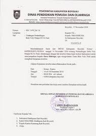 Lalu, surat setengah resmi juga tidak menggunakan kop surat, nomor surat, lampiran buatlah surat dengan jujur sesuai dengan keadaan diri. Contoh Undangan Olahraga