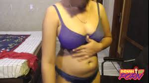 Sexy Desi Indian GF In Blue Bra With Her Boyfriend On Live Webcam Show