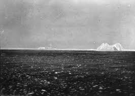 12 real images of the titanic sinking