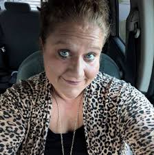 The fastest way to calm a woman when she is Angry...👀