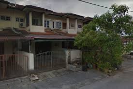 Pagar adalah bagian rumah yang pertama kali terlihat, tampak depan akan memberikan kesan keindahan dan keelokan pertama sebelum bagian rumah lainya. Bandar Baru Putra For Sale In Ipoh Propsocial