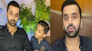 Waseem badami live with son Adil abbas