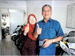 Memulakan perniagaan alat ganti kenderaan terpakai boleh menjadi kaedah terbaik untuk menjana wang dan mengelakkan alat ganti kenderaan lama berakhir di tempat pembuangan sampah. Guru Ini Nekad Berhenti Kerja Setelah Nampak Peluang Besar Dalam Perniagaan Dan Kini Dia Personaliti Gps Bestari