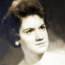 Tami Alton's Instagram, Twitter & Facebook