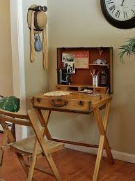 Extreme Upcycle The Suitcase Desk Portable Furniture Old Suitcases Home Decor