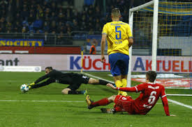 Neuhaus helped the flingeraner win the championship in the 2017/18 season, playing 27 league matches; Florian Neuhaus Pictures Photos Images Zimbio