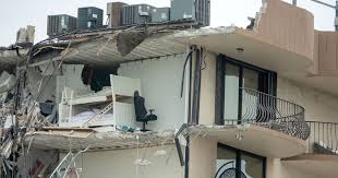 Hotels opened to some of the at an evacuation site set up in a nearby community center, people who live in buildings neighboring the collapse gathered after being told to flee. Yhjnvdzmpmmoom