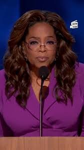 Lynn Loeffler's Instagram, Twitter & Facebook