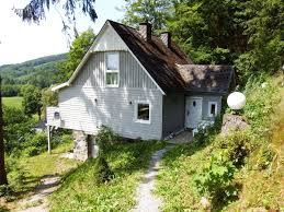 Die immobilien reichen hinsichtlich ihrer wohnfläche von 107 bis 254 m². Ferienhaus Waldhaus Elleringhausen Olsberg Herr Gerd Stoppel