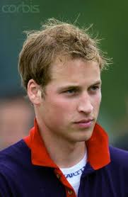 Prinz william und herzogin kate haben der welt einen schnappschuss ihrer familie präsentiert. Pin On H R H Prince William