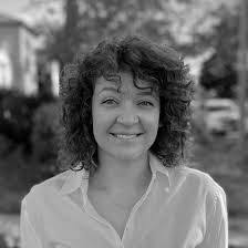 Leila Mack's Instagram, Twitter & Facebook