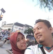 Andai, ada seorang menteri kominfo berani buat Internet murah + gratis,  Internet cepat utk semua sekolah, desa. Bebaskan ijin