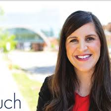 Elizabeth Bazan Jennifer Bosaw