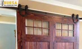 Kusen biasanya dipasang pada pintu atau jendela yang berfungsi untuk mempermudah membuka maupun menutup. 13 Harga Rel Pintu Geser Beserta Cara Pasang 2021